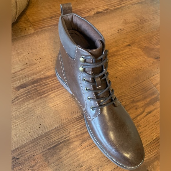 Men’s Club Room brown boots - Picture 1 of 3